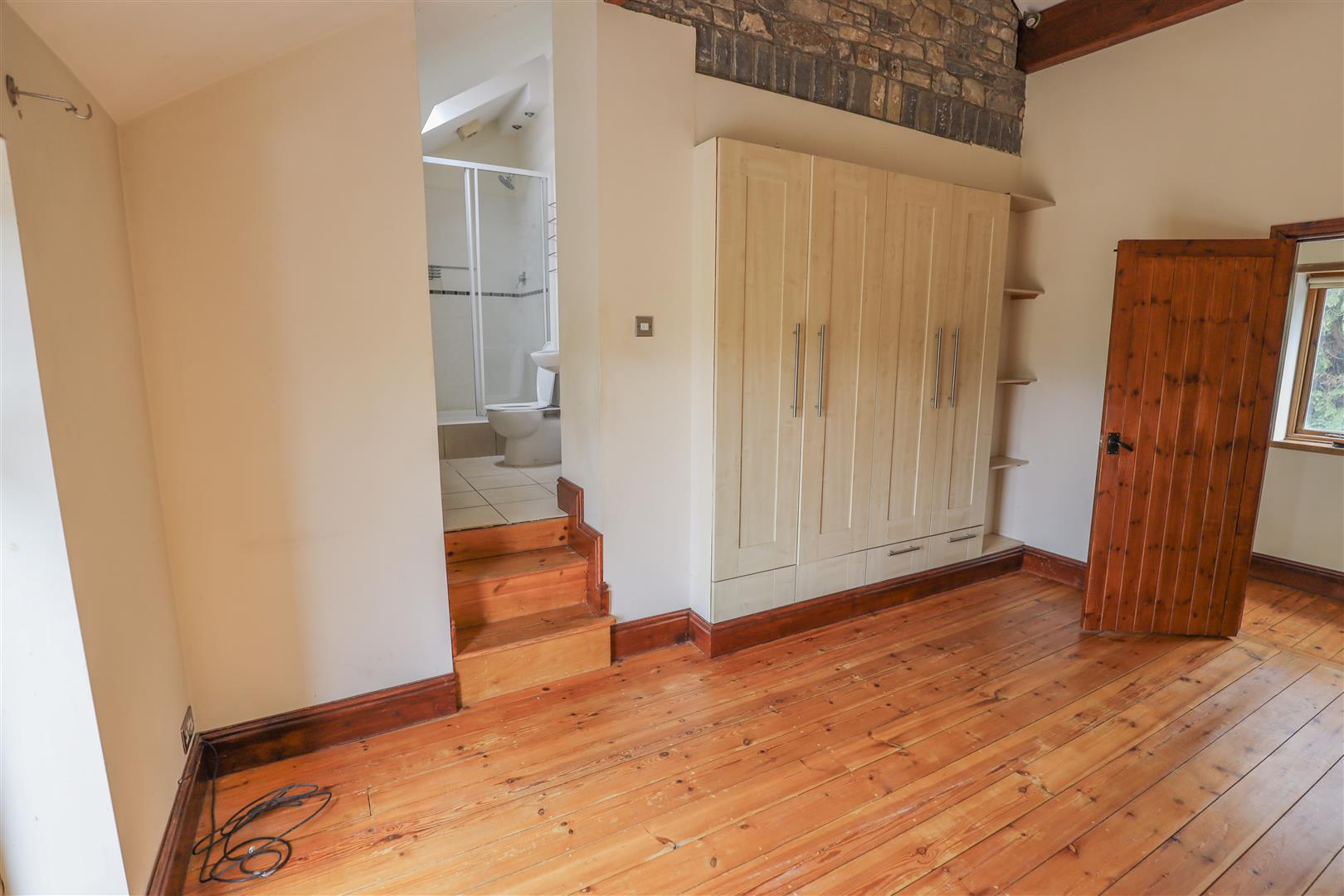 The Old Barn, Llandough, Nr Cowbridge, Vale Of Glamorgan, CF71 7LR